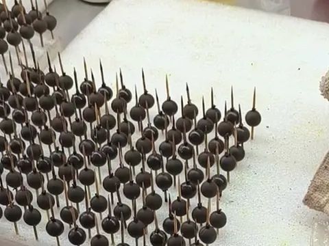 穿签珠坯晾置